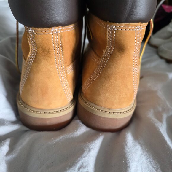 Womens Timberland Premium 6-Inch Boot - Wheat size 6 M - Picture 7 of 11